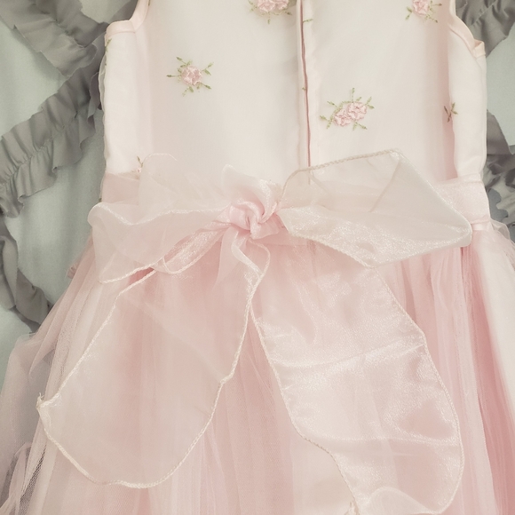 Girls pink formal dress size 6 - Picture 5 of 5